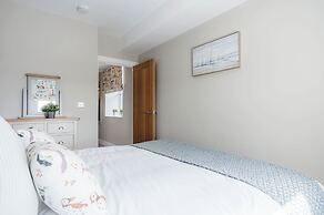 Harbour View - 2 Bedroom Apartment - Milford Haven