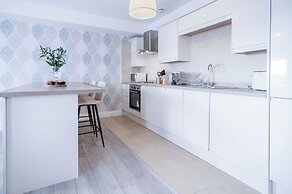 Harbour View - 2 Bedroom Apartment - Milford Haven