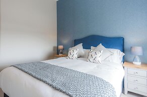 Harbour Heights - 2 Bed Apartment - Milford Haven