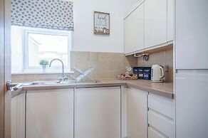 Harbour Heights - 2 Bed Apartment - Milford Haven