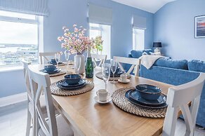 Harbour Heights - 2 Bed Apartment - Milford Haven