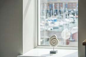 Harbour Heights - 2 Bed Apartment - Milford Haven