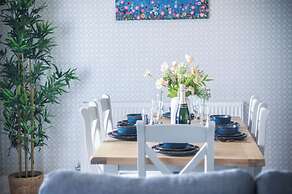 Beach Haven Hideout - 2 Bedroom - Milford Haven