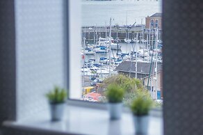 Beach Haven Hideout - 2 Bedroom - Milford Haven