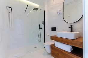 2M BOUTIQUE HOTEL