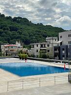 New Apartment in Tilal Fanar Resort, Pools,tennis