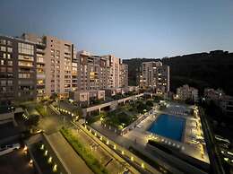 New Apartment in Tilal Fanar Resort, Pools,tennis