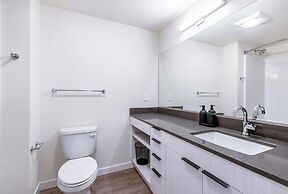 Marina Square Suites