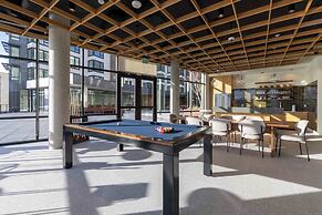 Marina Square Suites