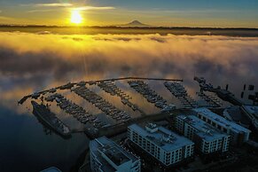 Marina Square Suites