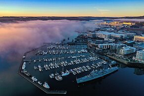 Marina Square Suites