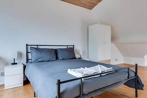 Summertown 4-br Family Home - Bright Spacious