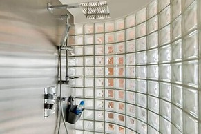 Summertown 4-br Family Home - Bright Spacious