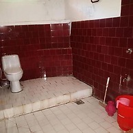 Foreigner Tourist Inn