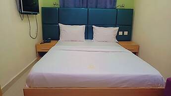 Ikad Hotel and Suite Borno Way