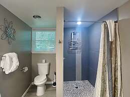 Little Bit of Country