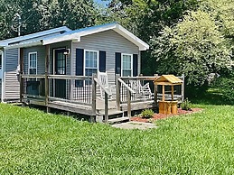 Little Bit of Country