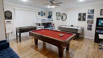 Modern Mountain Gamers Getaway