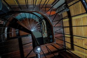 Casa Basilisa Hotel & Resort