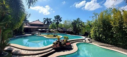 Casa Basilisa Hotel & Resort