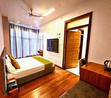 Sharda dinings Gorakhpur