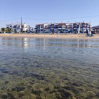 Calm and Peaceful First Line House in Front of the sea