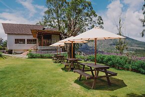 Alam Caldera Camp & Resto