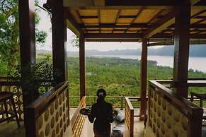 Alam Caldera Camp & Resto