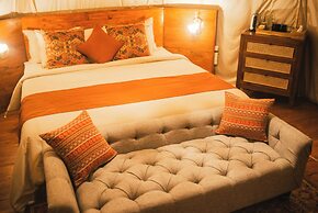 Alam Caldera Camp & Resto