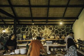 Alam Caldera Camp & Resto