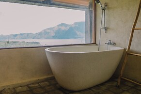 Alam Caldera Camp & Resto