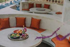 Alam Caldera Camp & Resto