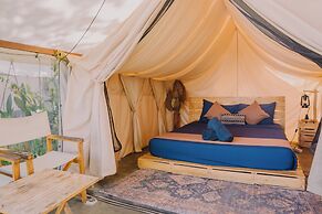 Alam Caldera Camp & Resto