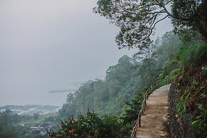 Alam Caldera Camp & Resto