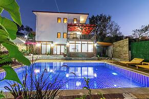 Villa Jasmin Selimiye with pool