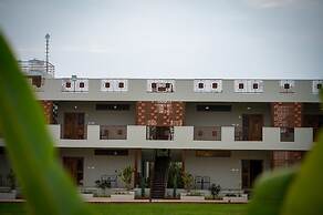 Poojaris Niranthara Kabini