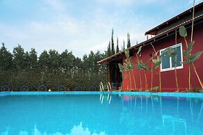 Poojaris Niranthara Kabini