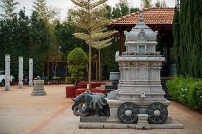 Poojaris Niranthara Kabini