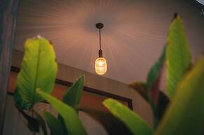 Poojaris Niranthara Kabini