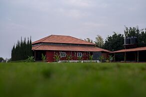 Poojaris Niranthara Kabini