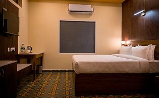 Poojaris Niranthara Kabini