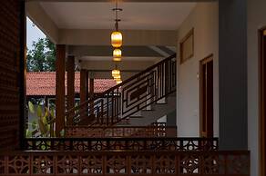 Poojaris Niranthara Kabini