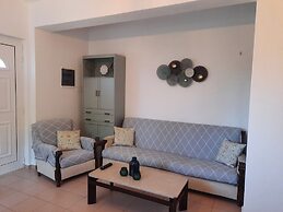 Crete Country Escape 2 Bd w Patio