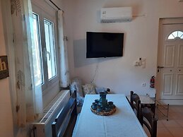 Crete Country Escape 2 Bd w Patio