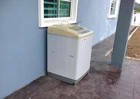 OYO Home 90977 AzZinki Homestay