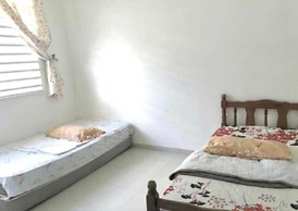 OYO Home 90977 AzZinki Homestay