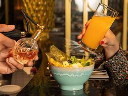 VIP Executive Suites do Marques Hotel