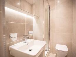 Two-bedroom Near Eton College by Belvilla