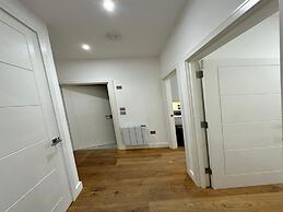 Slough Museum, Two-bedroom Apartment by Belvilla