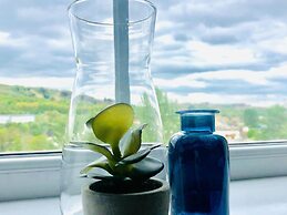 Two-bedroom Near Windsor Castle by Belvilla